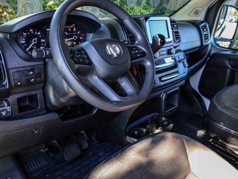 Used 2023 RAM ProMaster 2500 image 7