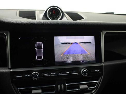 Certified 2020 Porsche Macan S image 34