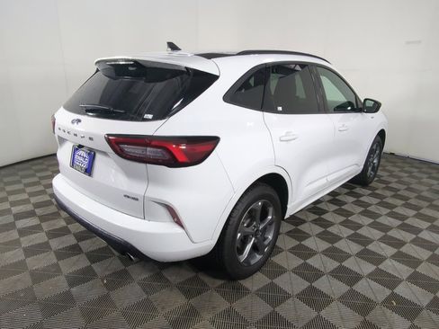 Used 2023 Ford Escape ST-Line image 16