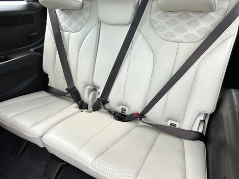 Used 2020 Hyundai Palisade Limited FWD image 12