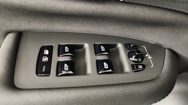 Used 2027 Volvo XC90 B6 Plus AWD/4WD image 10