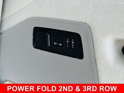 Used 2024 Cadillac Escalade Sport Platinum AWD/4WD image 18