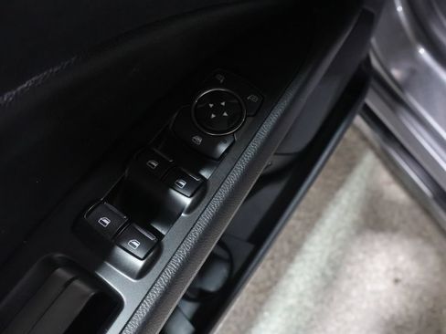 Used 2019 Ford Fusion SEL FWD image 13