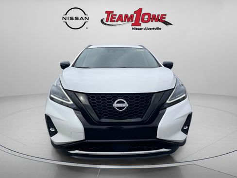 Used 2024 Nissan Murano SV w/ SV Midnight Edition Package FWD image 2