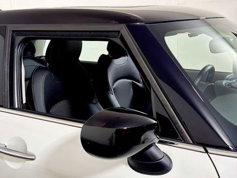 Used 2023 MINI Cooper S image 30