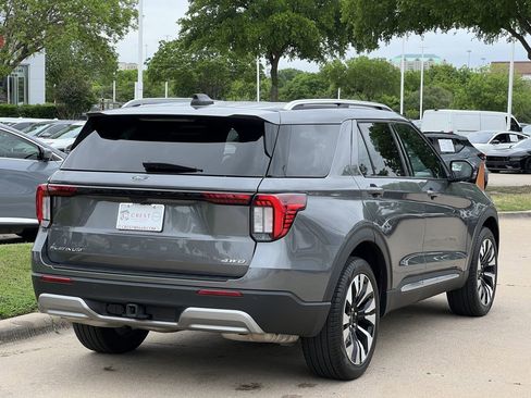 Used 2025 Ford Explorer Platinum w/ LUX Leather Package image 4