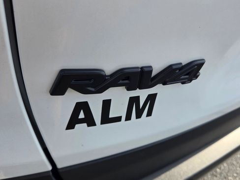 Used 2023 Toyota RAV4 Limited FWD image 11