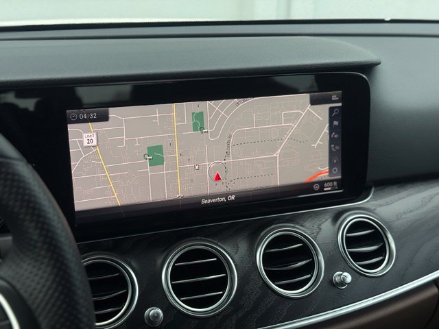 Used 2018 Mercedes-Benz E 300 4MATIC image 29