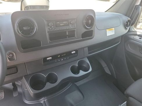New 2025 Mercedes-Benz Sprinter 2500 image 19