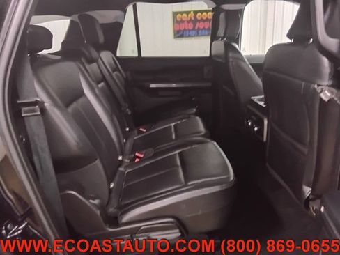 Used 2019 Ford Expedition Max XLT w/ Equipment Group 202A image 16