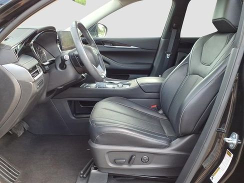 Certified 2023 INFINITI QX60 Pure AWD/4WD image 4