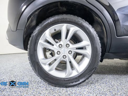 Used 2022 Buick Encore GX Preferred w/ Cold Weather Comfort Package AWD/4WD image 44