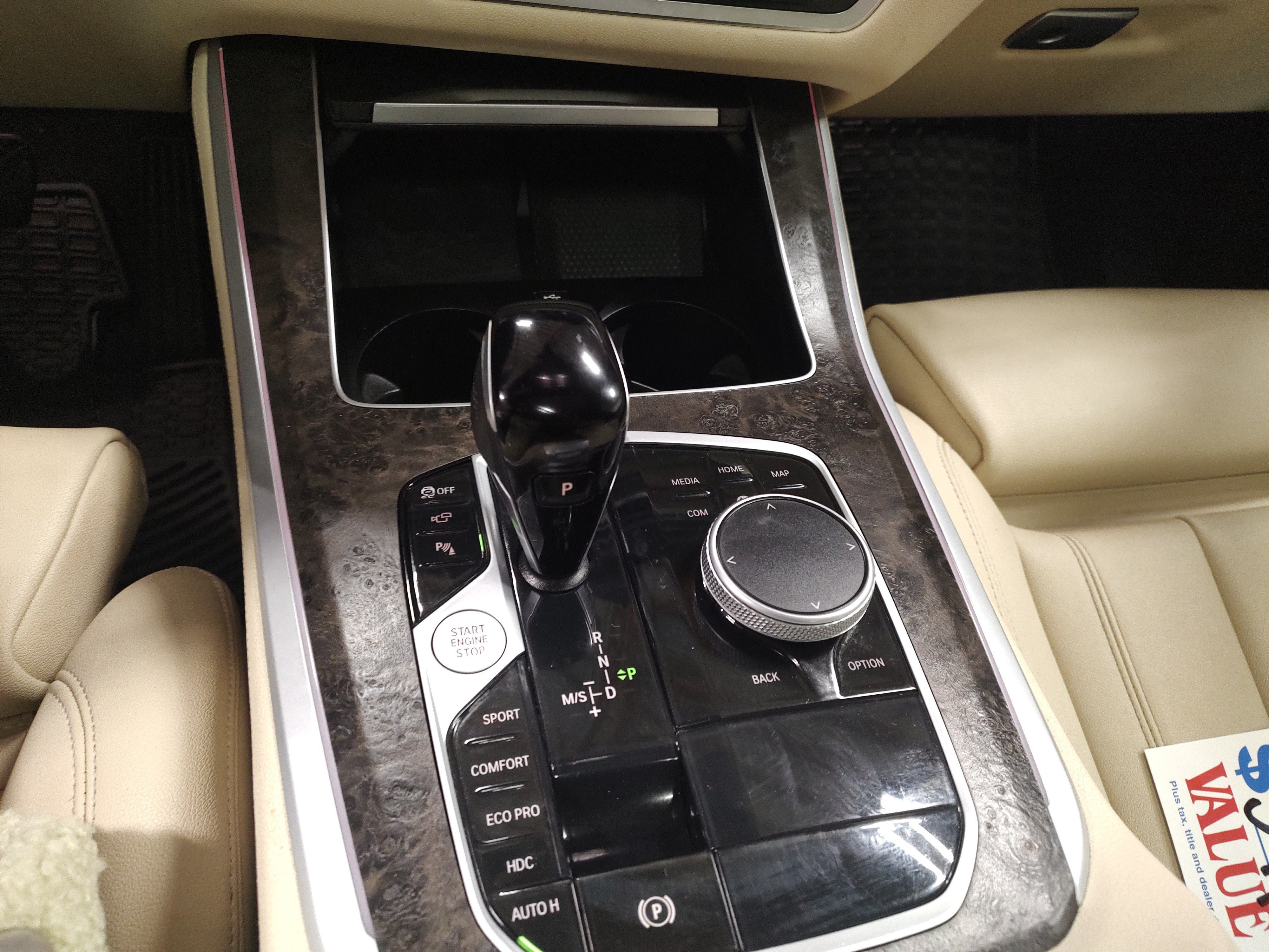 Used 2022 BMW X5 xDrive40i w/ Parking Assistance Package AWD/4WD image 8