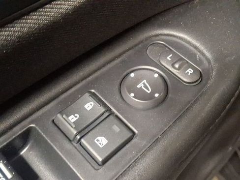 Used 2022 Honda HR-V LX image 24
