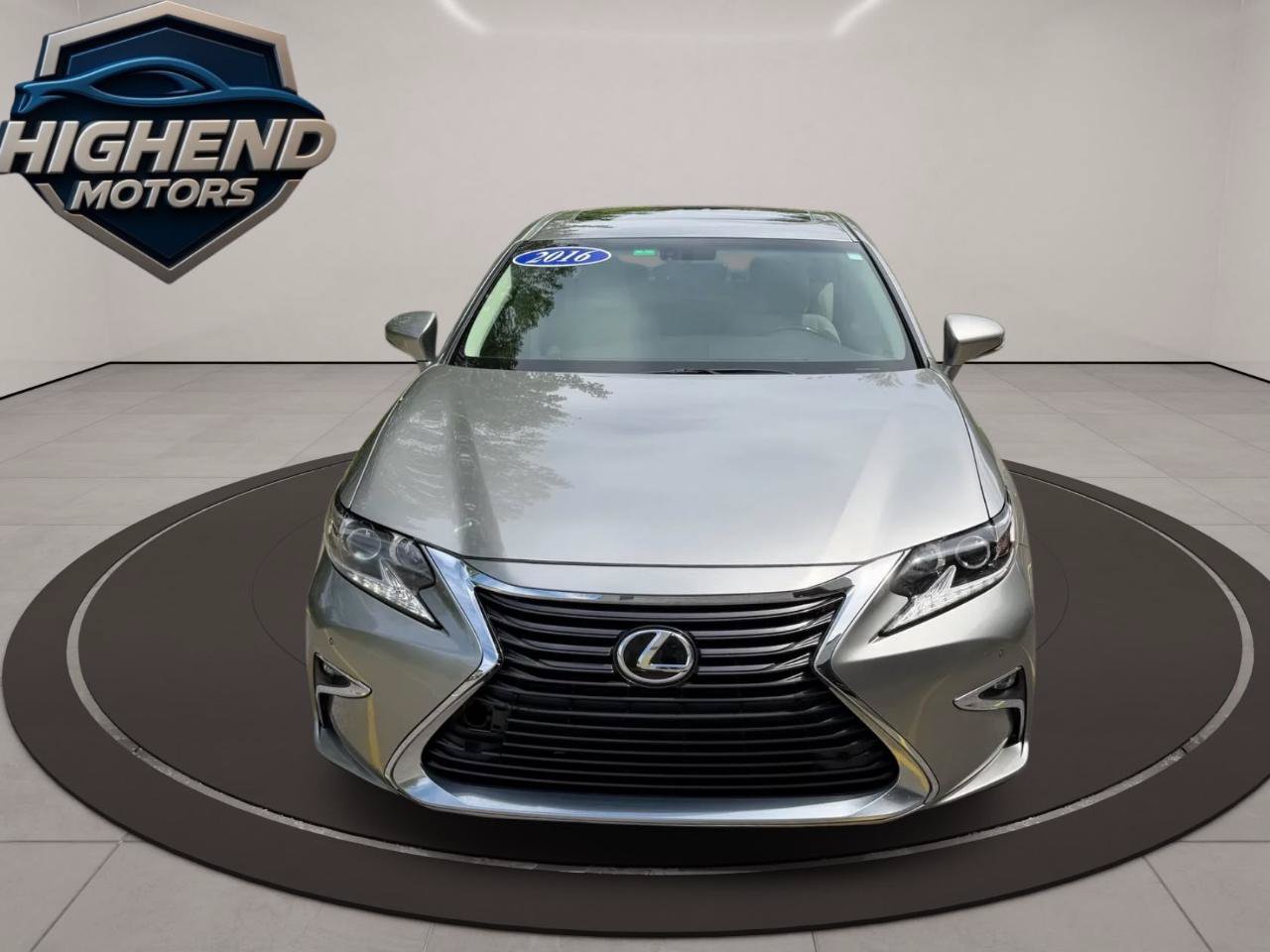 Used 2016 Lexus ES 350 w/ Premium Package w/Wood Trim FWD image 10