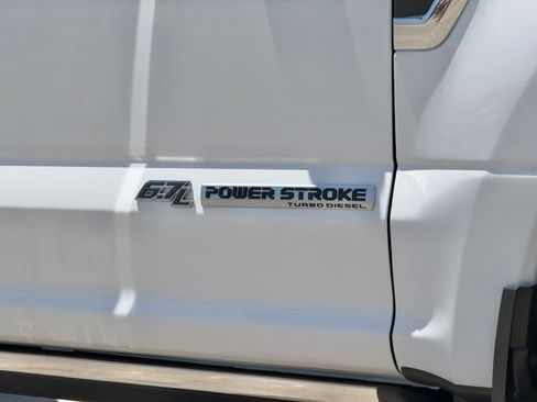 Used 2022 Ford F350 King Ranch w/ King Ranch Ultimate Package AWD/4WD image 10