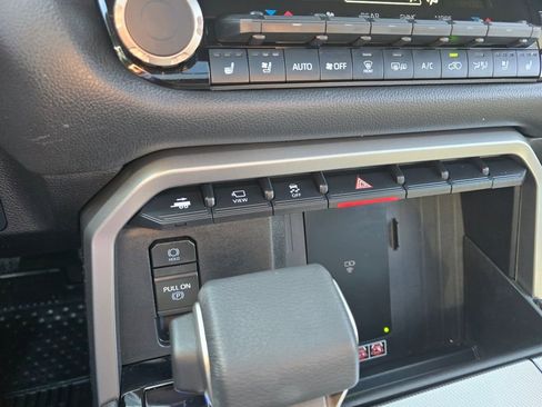 Certified 2025 Toyota Sequoia Limited image 26