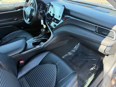 Used 2023 Toyota Camry SE image 28