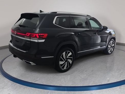 Certified 2025 Volkswagen Atlas SEL AWD/4WD image 5