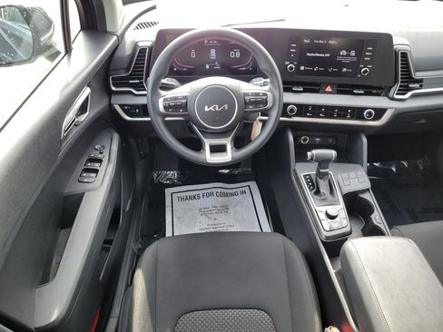 Used 2023 Kia Sportage LX FWD image 10