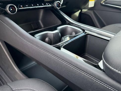 New 2026 Chevrolet Traverse LT w/ Midnight/Sport Edition image 13