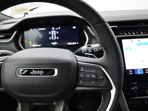 New 2025 Jeep Grand Cherokee Limited image 20