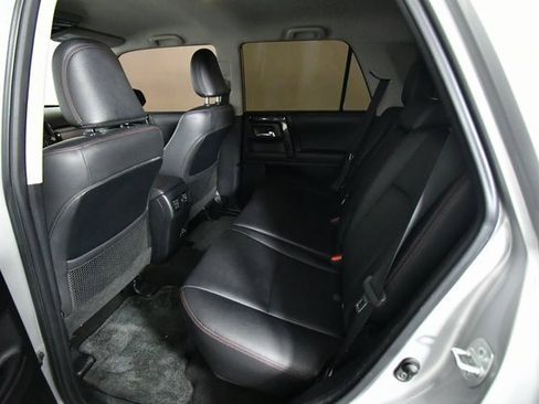 Used 2020 Toyota 4Runner TRD Off-Road Premium image 24