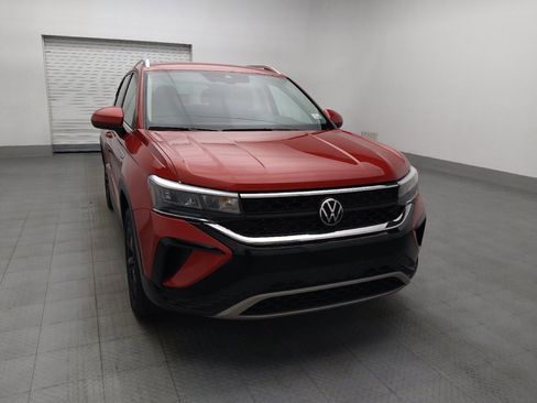 Used 2023 Volkswagen Taos SE w/ Black Wheel Package FWD image 14