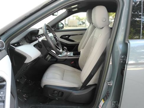 Used 2023 Land Rover Range Rover Evoque S AWD/4WD image 14