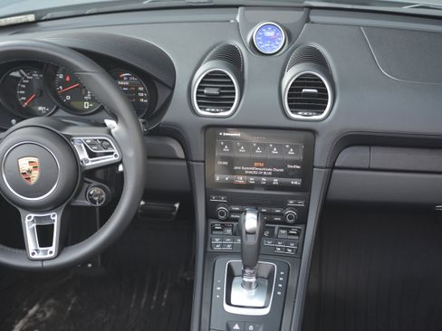 Certified 2024 Porsche 718 Boxster GTS RWD image 19