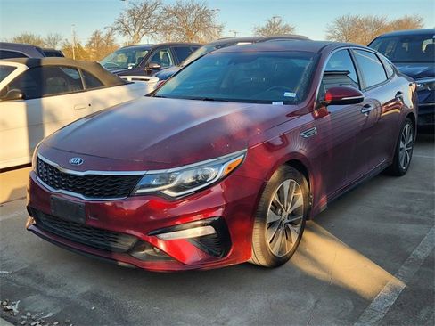 Used 2019 Kia Optima S image 1