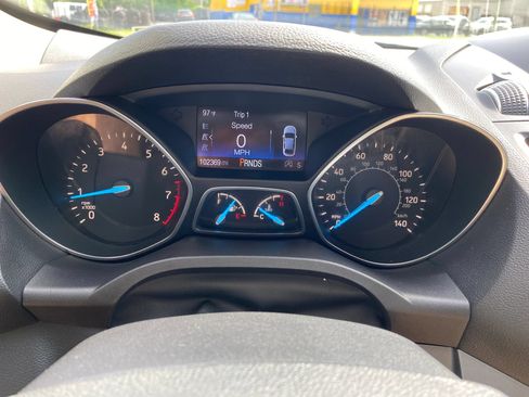 Used 2019 Ford Escape SE AWD/4WD image 16