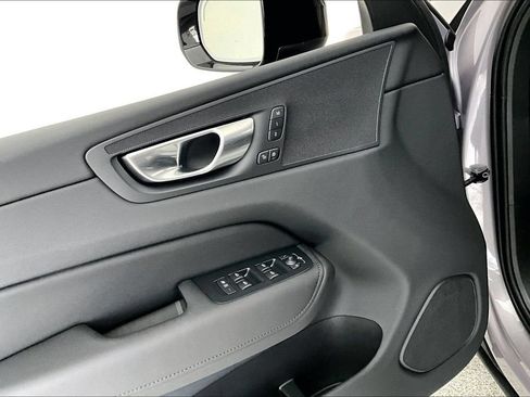 New 2026 Volvo XC60 B5 Core AWD/4WD image 23