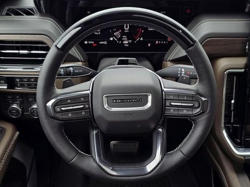 New 2026 GMC Yukon XL Denali Ultimate w/ LPO, Floor Liner Package AWD/4WD image 13