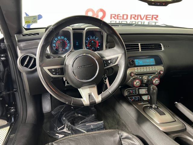 Used 2010 Chevrolet Camaro SS w/ RS Package RWD image 13