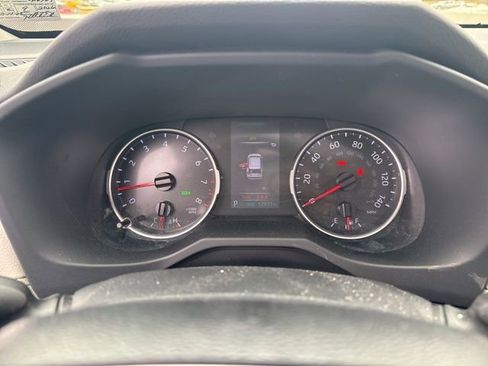 Used 2021 Toyota RAV4 XLE w/ Convenience Package image 26