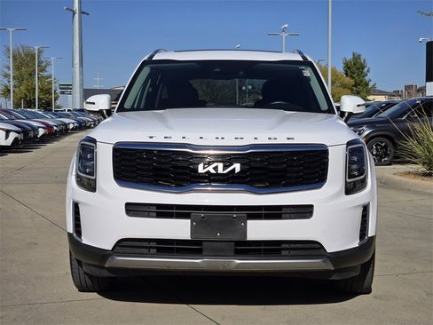 Used 2022 Kia Telluride EX w/ EX Premium Package image 11