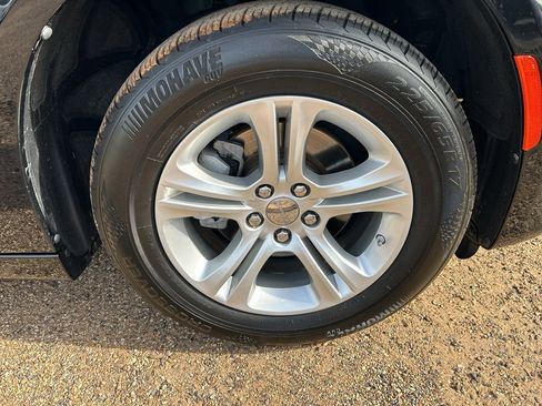 Used 2023 Dodge Charger SXT image 7