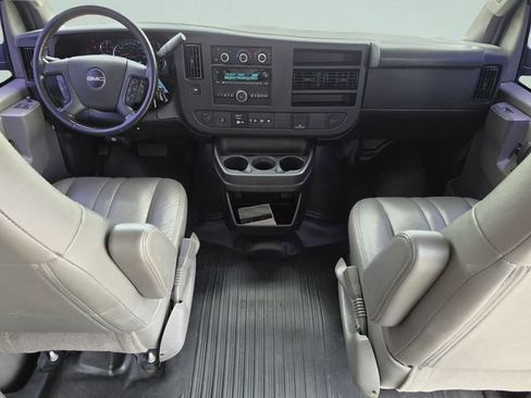 Used 2023 GMC Savana 2500 Extended w/ Driver Convenience Package RWD image 17