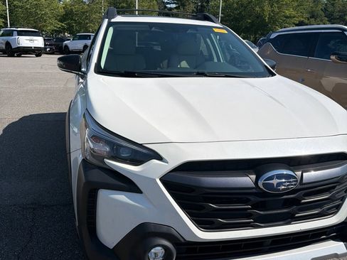 Used 2024 Subaru Outback Limited AWD/4WD image 17