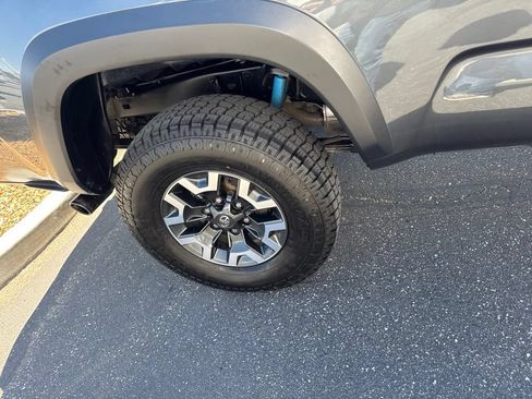 Certified 2023 Toyota Tacoma TRD Off-Road w/ Black Out Package (TMS) AWD/4WD image 21