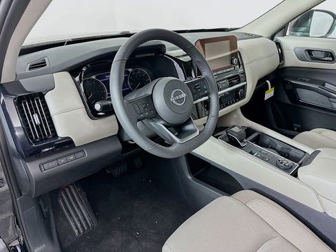 New 2025 Nissan Pathfinder SV w/ Cargo Package image 14