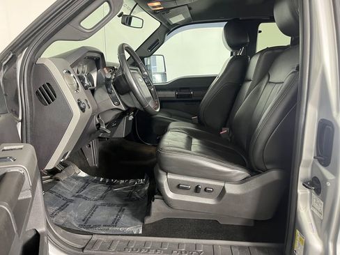 Used 2012 Ford F350 Lariat w/ Chrome Pkg image 11