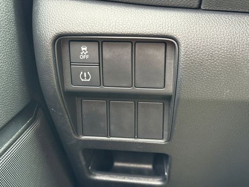 Used 2019 Honda CR-V LX image 22