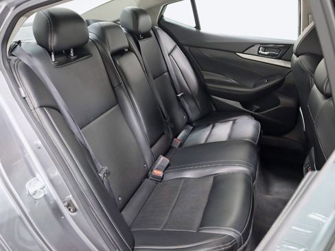 Used 2022 Nissan Maxima SL image 28
