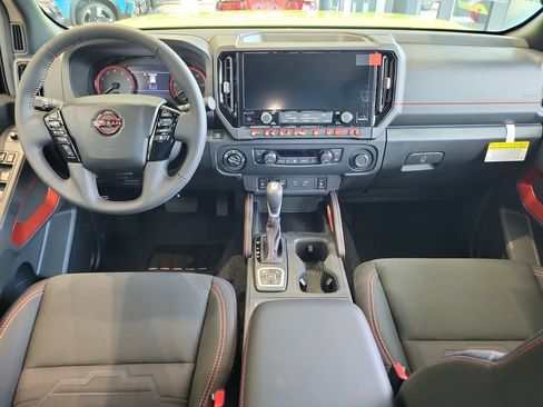 New 2026 Nissan Frontier PRO-4X w/ Pro-4x Convenience Package AWD/4WD image 8