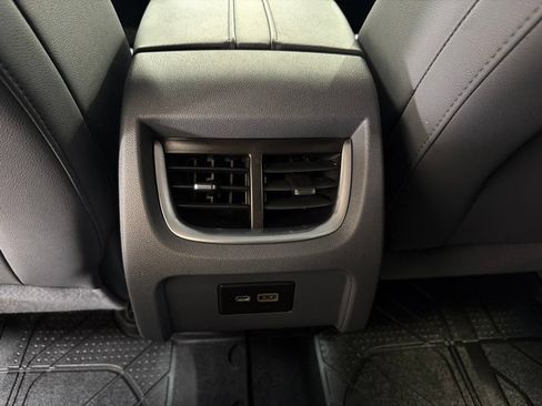 Used 2020 Chevrolet Blazer LT w/ LPO, Floor Liner Package FWD image 15