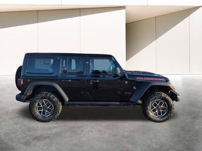 New 2025 Jeep Wrangler Unlimited Rubicon w/ Technology Group