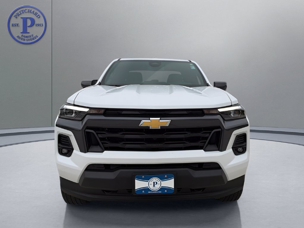 New 2026 Chevrolet Colorado LT w/ LT Convenience Package AWD/4WD image 2
