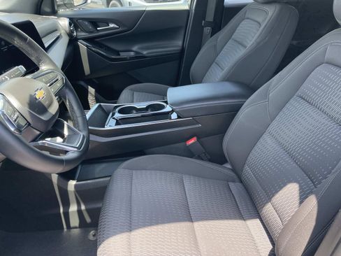 Used 2025 Chevrolet Equinox LT FWD image 21